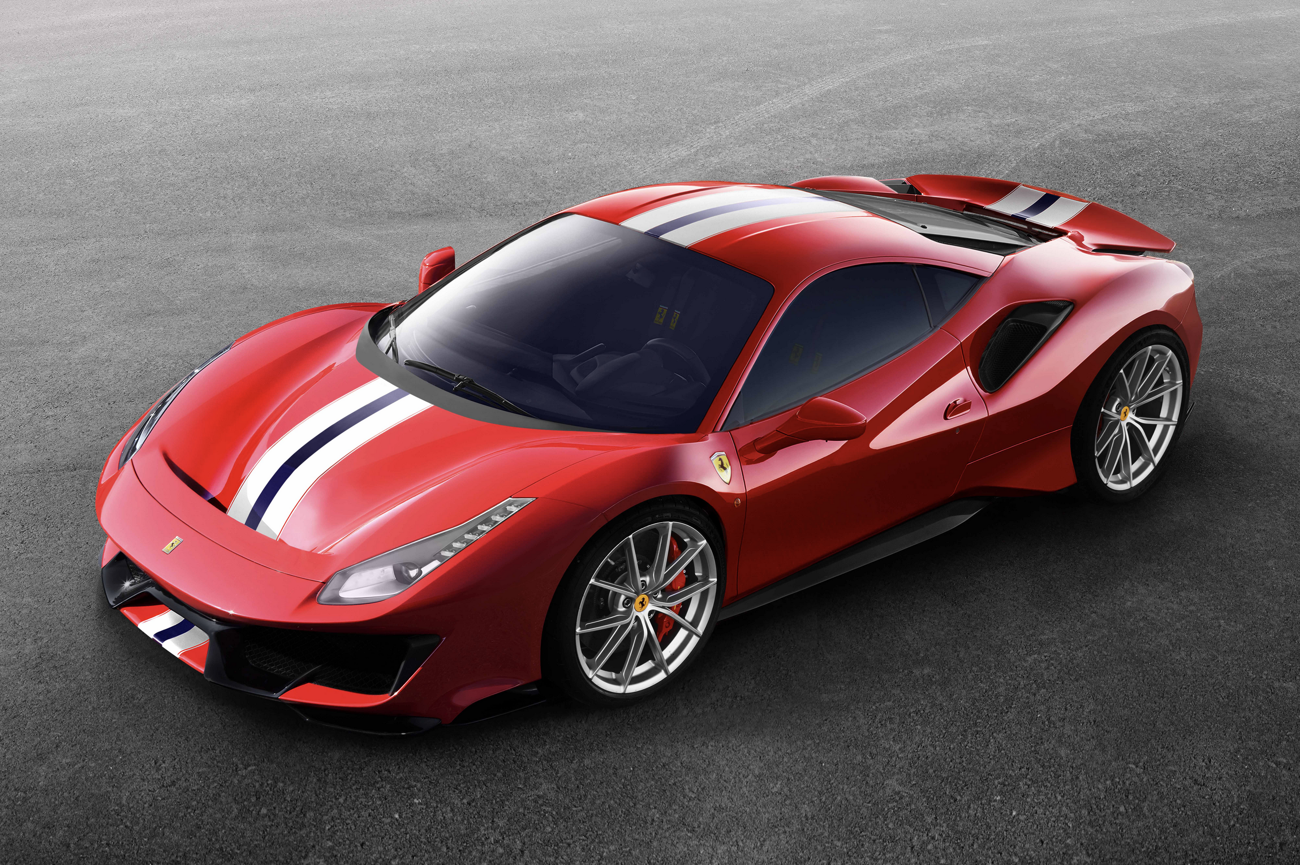Ferrari 488 Pista Hoom