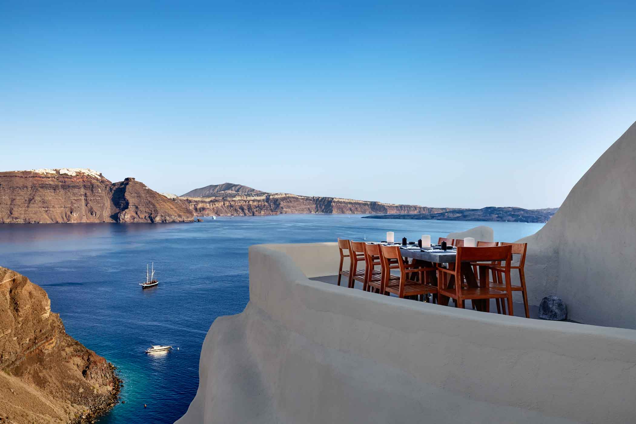 Mystique - ett exklusivt hotell i Grekland. Lyxhotell på Santorini. Vi presenterar hotell och resorts som har det där lilla extra.