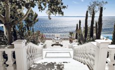 Danai Beach Resort & Villas. Titta i vår guide när du vill åka till Grekland.