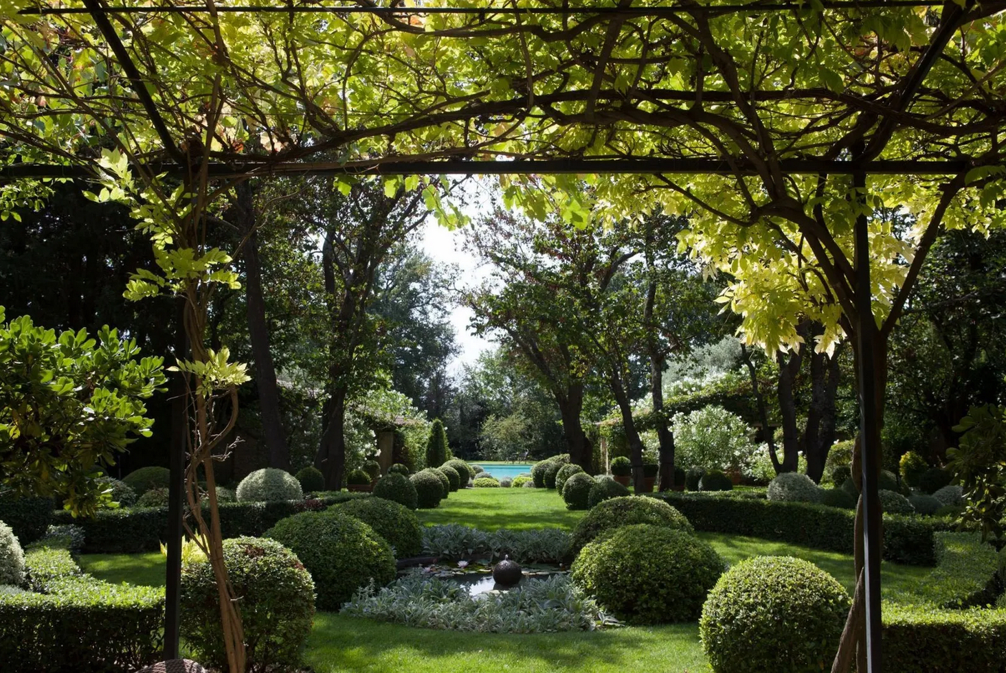 Villa i Provence - Sotheby’s International Realty. Hitta drömboenden och exklusiva hem.