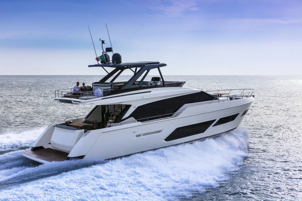 Ferretti Yachts 720, samt andra exklusiva motorbåtar och lyxiga yachts, presenteras på vår sajt.