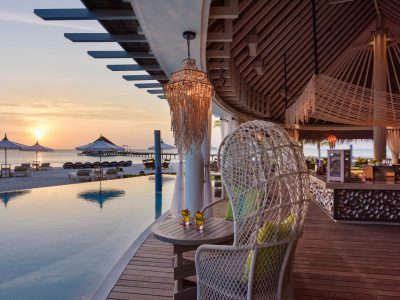 Kanuhura i öriket Maldiverna. Exklusiva hotell och resorts. Stor guide med lyxhotell.
