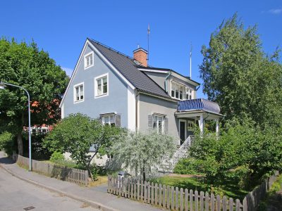 När du letar efter exklusiva villor och exklusiva bostadsrätter i Bromma i Stockholm.
