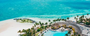 LUX Belle Mare – ett femstjärnigt hotell i Mauritius. Med HOOM hittar du både lyxhotell och exklusiva resorts i världens alla hörn. Vår reseguide visar vägen till handplockade pärlor. Exkluisva resor när de är som allra bäst.