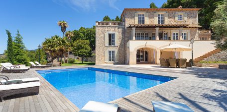 När du söker en exklusiv bostad på Mallorca ska du kontakta Skeppsholmen Sothebys International Realty. Lyxiga drömboenden på ett och samma ställe.