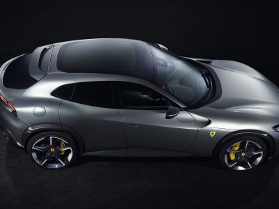 Ferrari Purosangue. Hos oss hittar du exklusiva bilar, både sportbilar och suvar, som har det där lilla extra.