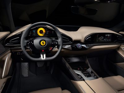 Ferrari Purosangue. Hos oss hittar du exklusiva bilar, både sportbilar och suvar, som har det där lilla extra.