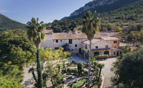 När du söker exklusiva drömboenden på Mallorca, både exklusiva bostadsrätter och exklusiva villor.