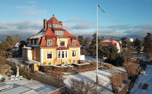 Exklusiva villor i Stockholm. Här en exklusiv villa, ett drömboende, på Lidingö.