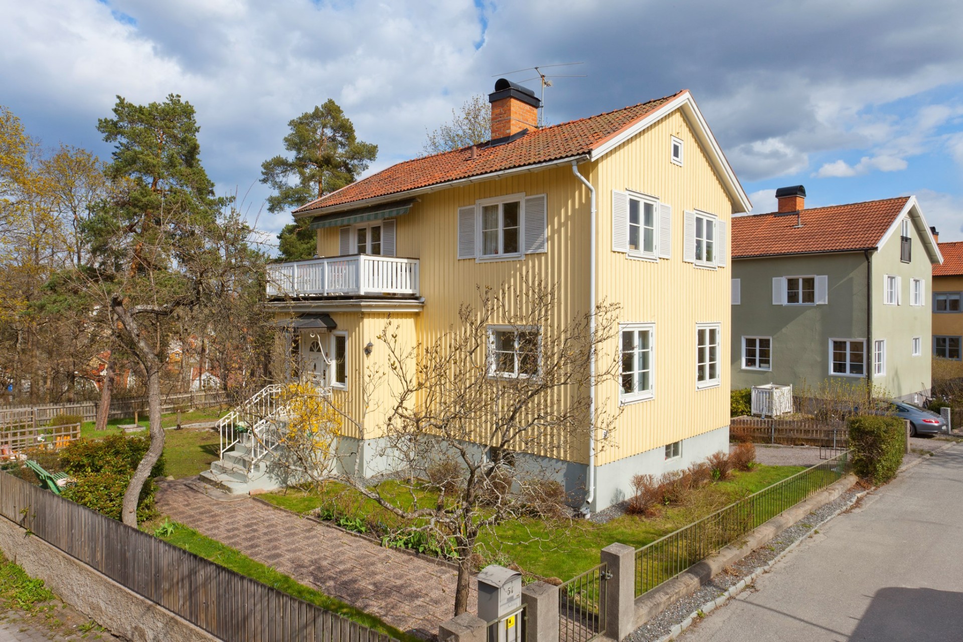 När du söker exklusiva villor och bostadsrätter i Bromma.