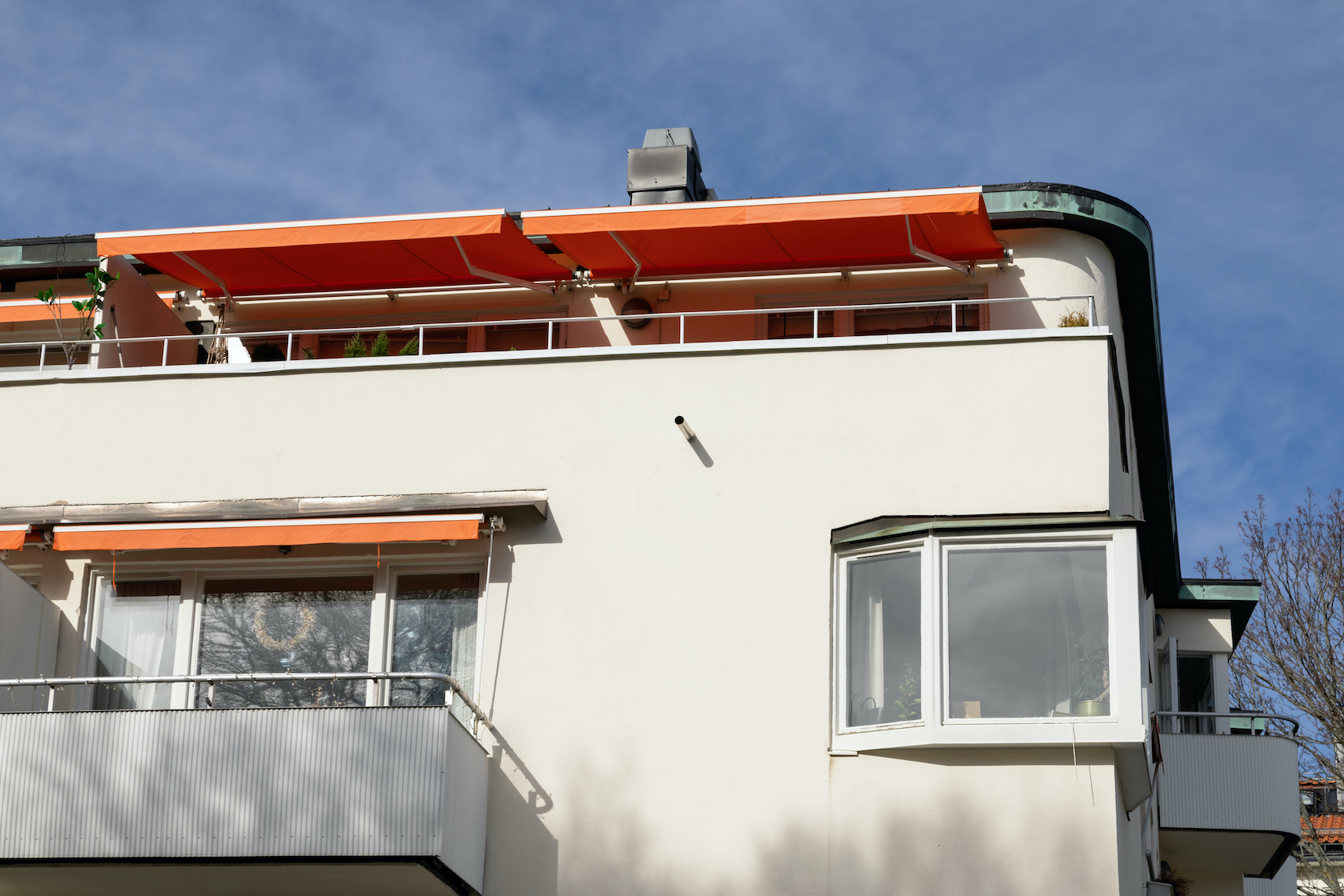 När du söker exklusiva bostadsrätter på Östermalm i Stockholm.
