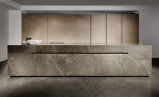 Limestone by Unique från Eggersmann - ett exklusivt kök för det exklusiva köket.