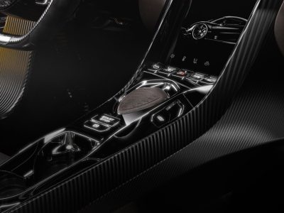 I vår guide hittar du exklusiva sportbilar, superbilar och hyperbilar.