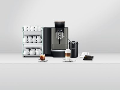 JURA X-linjen är den perfekta kaffemaskinen på jobbet. En flexibel och exklusiv kaffemaskin av högsta kvalitet.