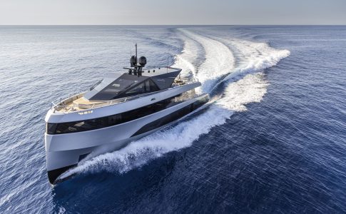 Exklusiva motorbåtar och yachts i vår guide. Perfekt om du letar efter en exklusiv båt.